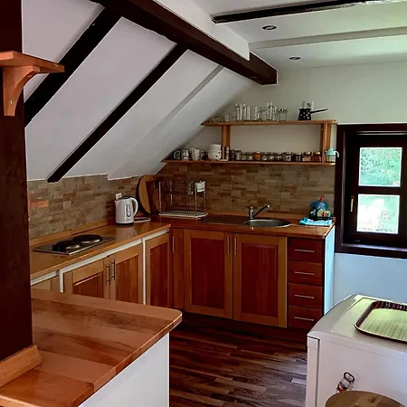 - Stari Javor Prozor