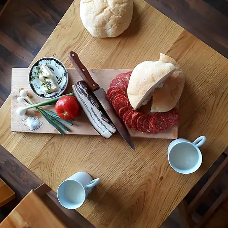 - Stari Javor Apartment